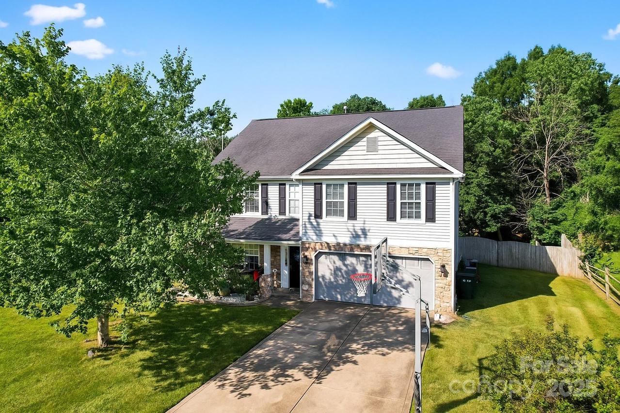2909 Blueberry Dr., Monroe, NC 28110
