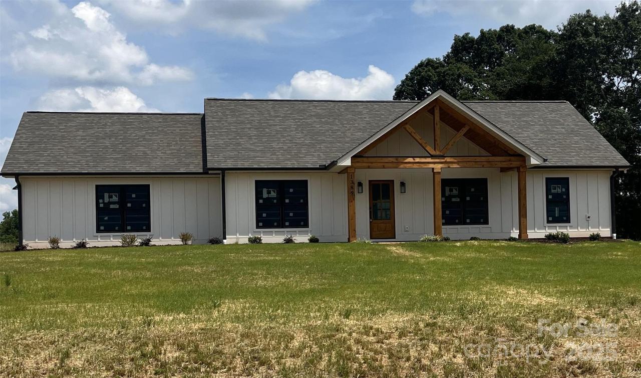 1389 Hartsoe Rd., Lincolnton, NC 28092