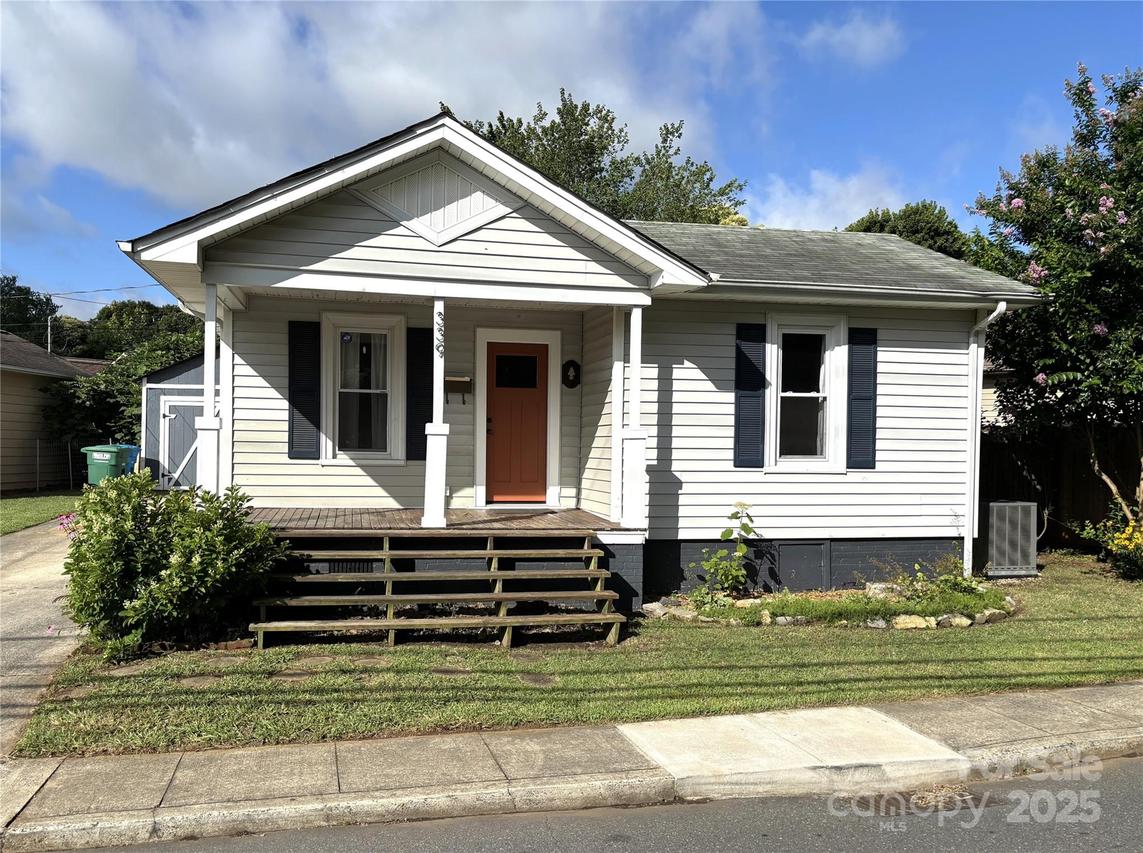 339 Mayflower Ave., Cramerton, NC 28032