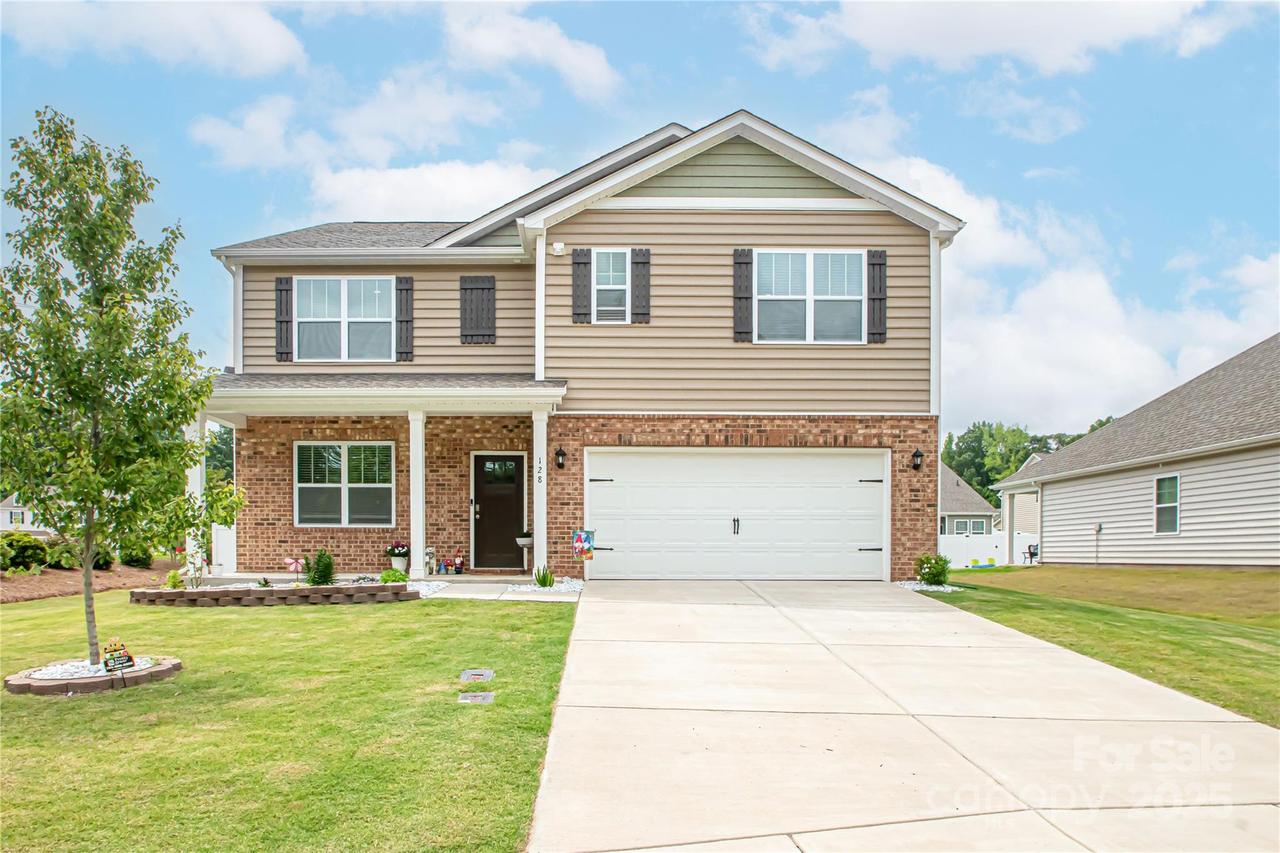 128 Hickory Ridge Dr., Locust, NC 28097