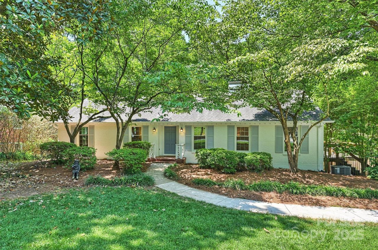 6150 Rocky Falls Rd., Charlotte, NC 28211