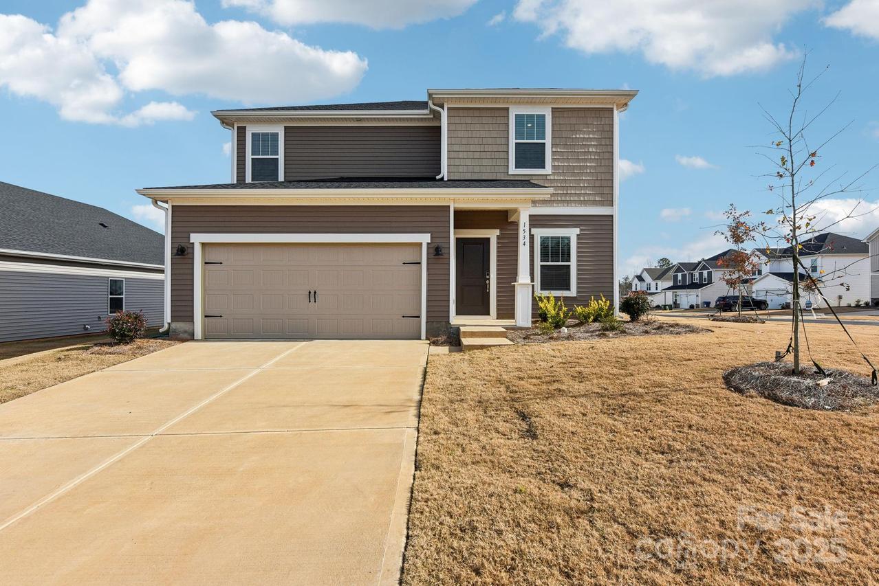 2125 Rolling Hills Ct., Stanley, NC 28164