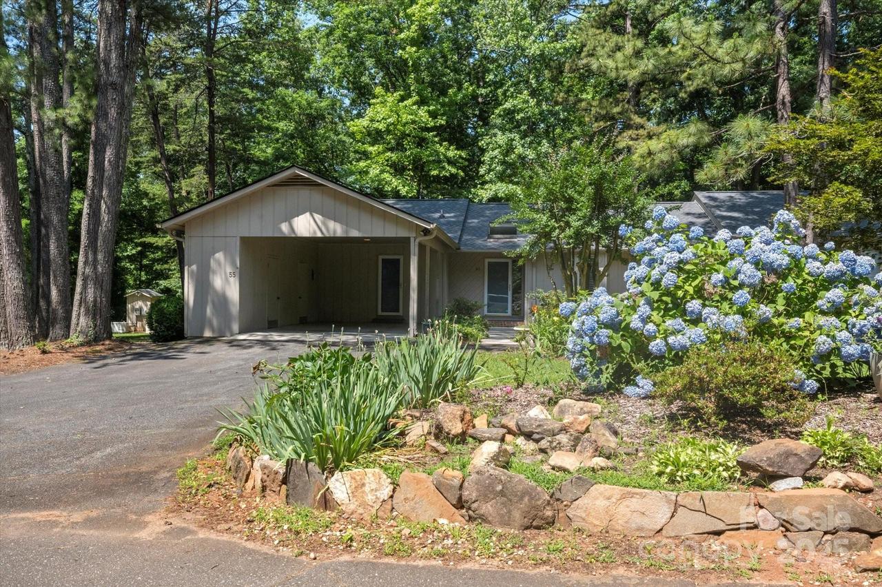 55 Diamond Ridge Ln., Columbus, NC 28722