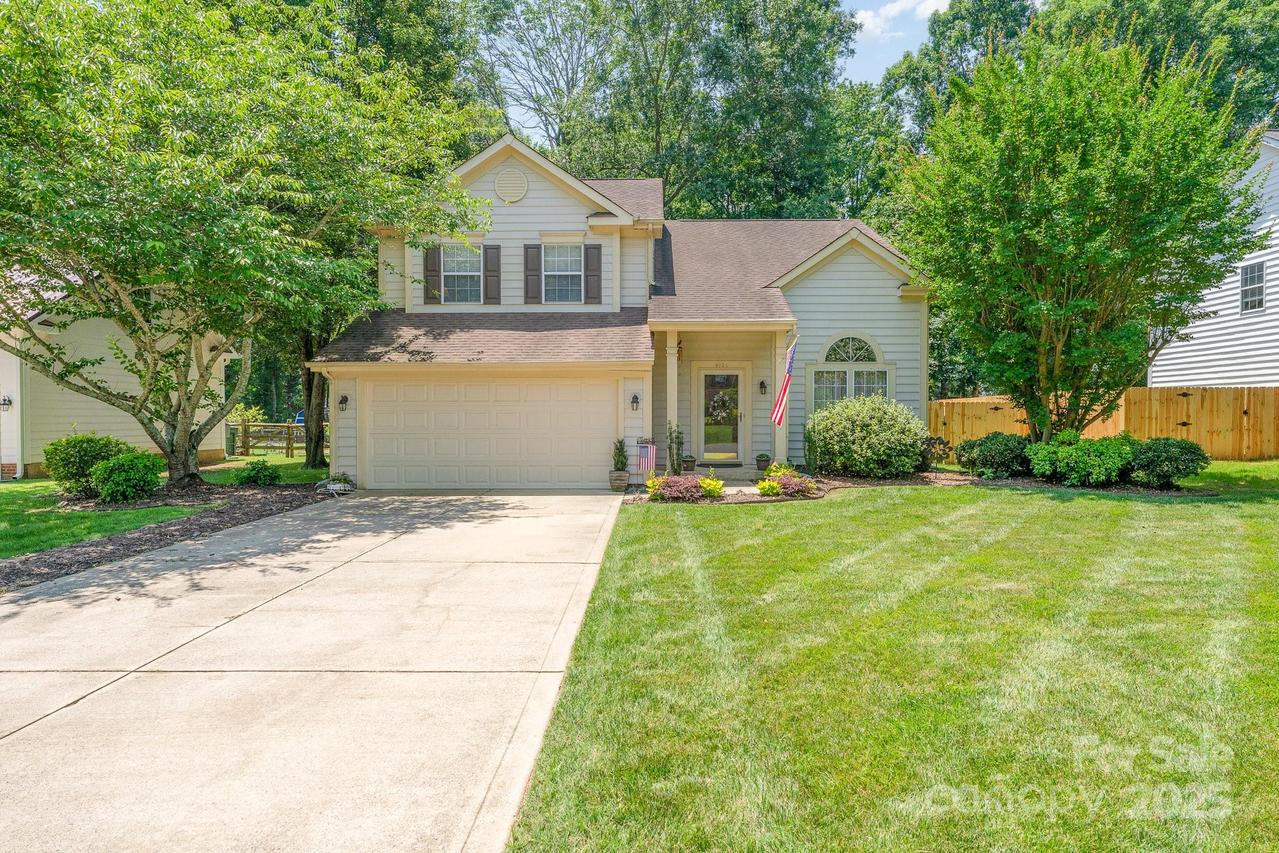 8701 Appaloosa Way Ln., Charlotte, NC 28216