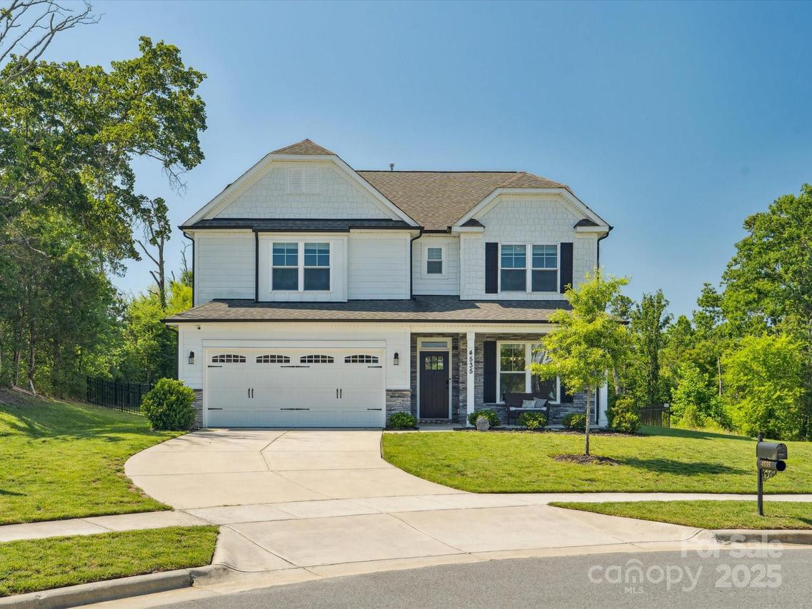 4535 Falls Lake Dr., Concord, NC 28025