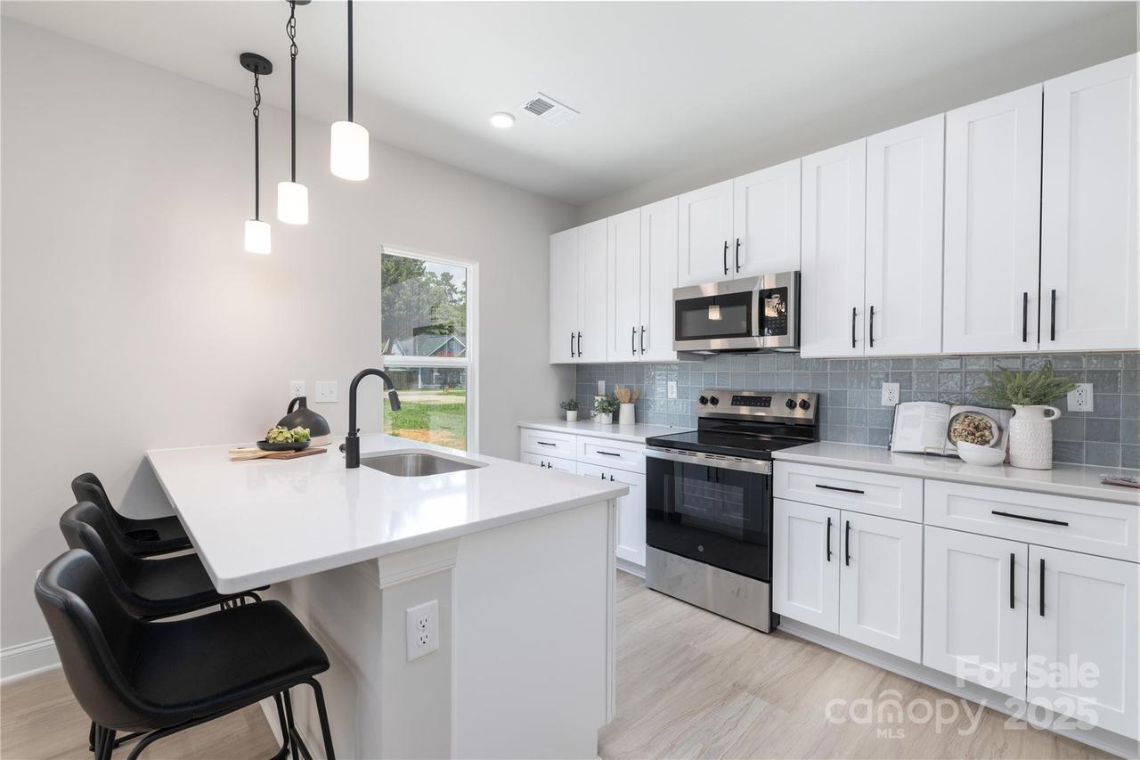 3610 Maggie Laney Dr., Charlotte, NC 28216