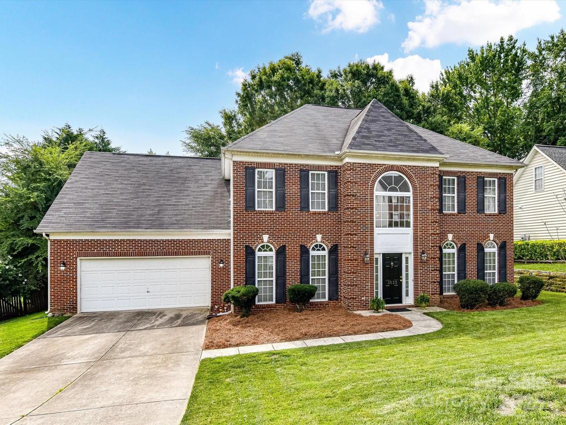 3533 Weddington Ridge Ln., Matthews, NC 28105