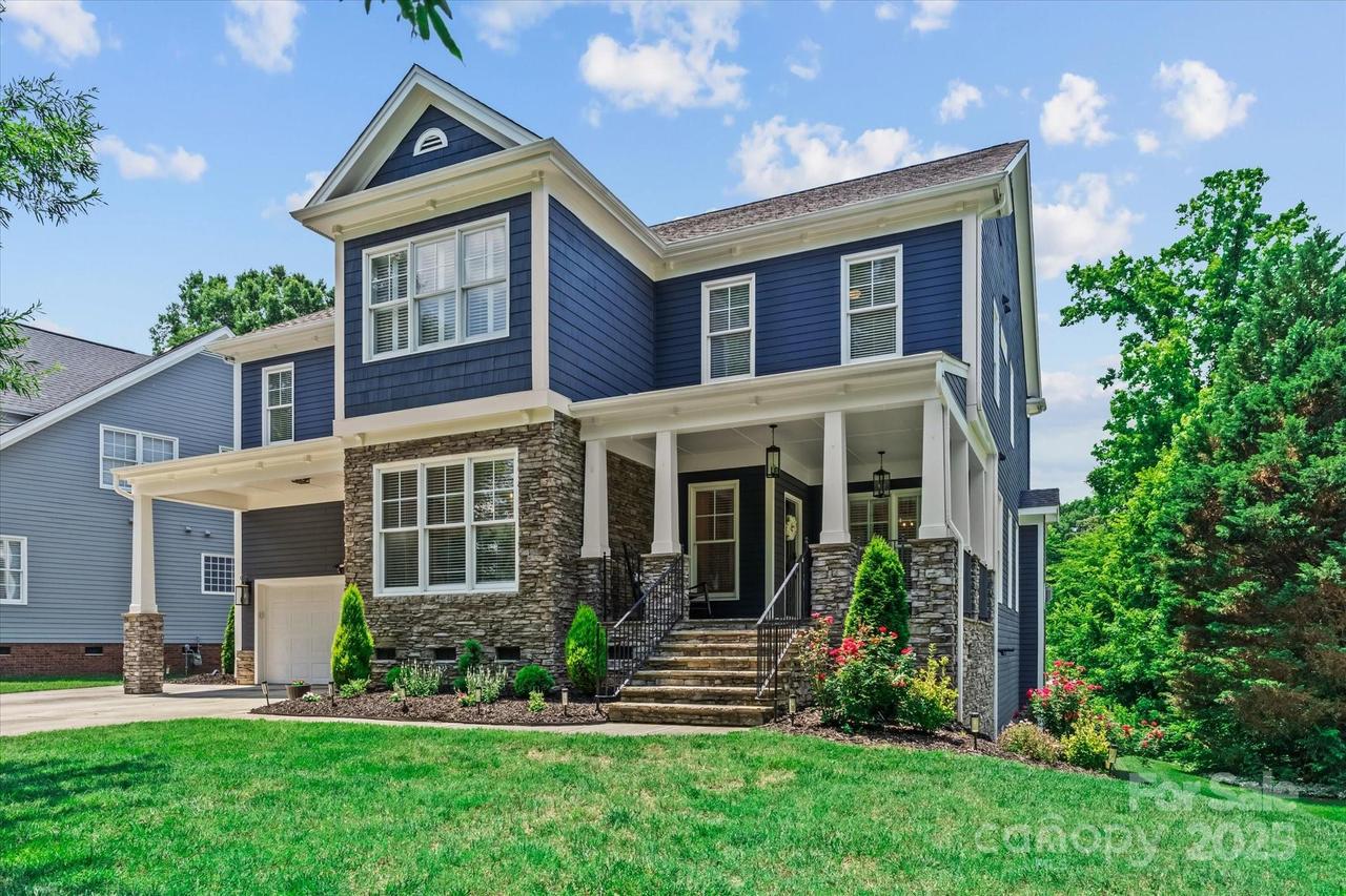 615 N Oak Dr., Huntersville, NC 28078