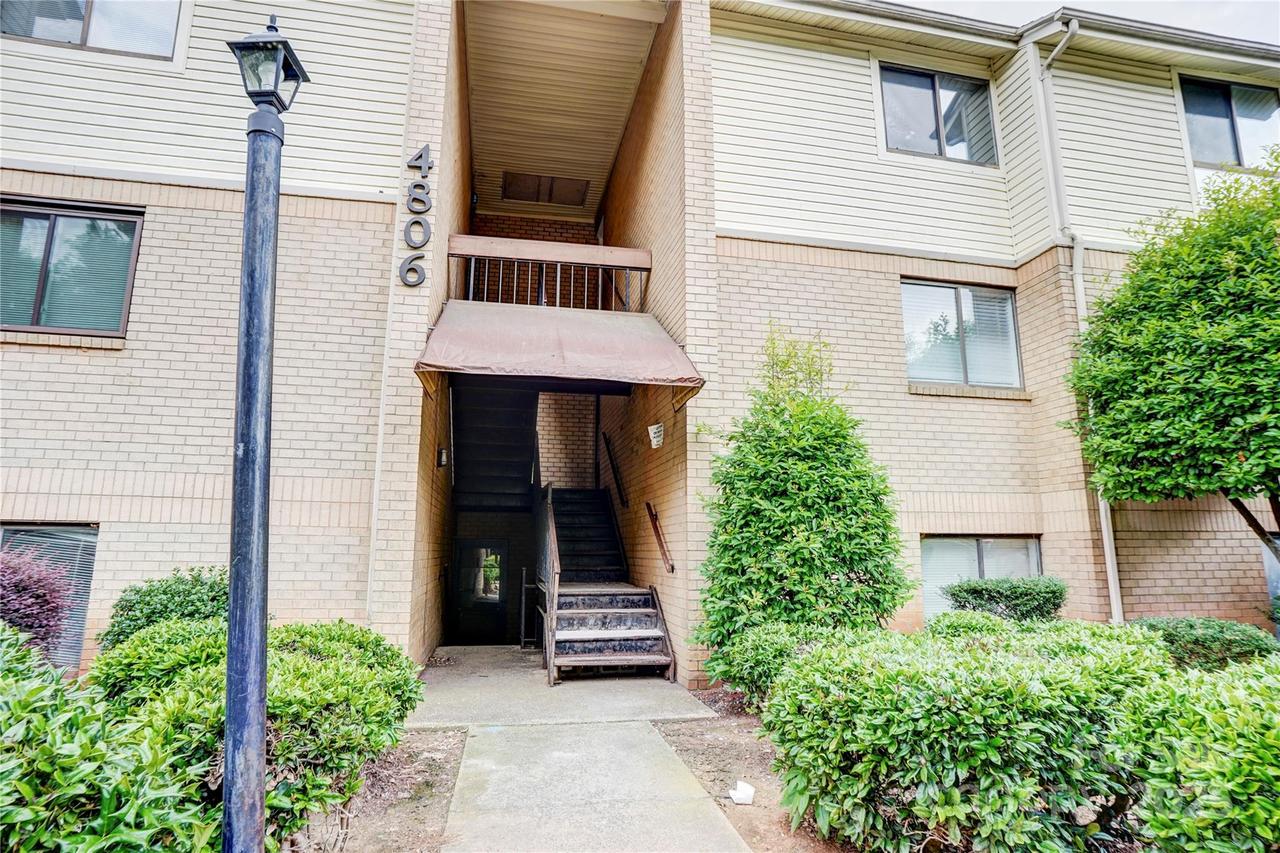 4806 Spring Lake Dr. #D, Charlotte, NC 28212