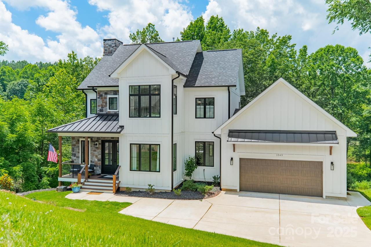 1543 Withers Dr., Denver, NC 28037