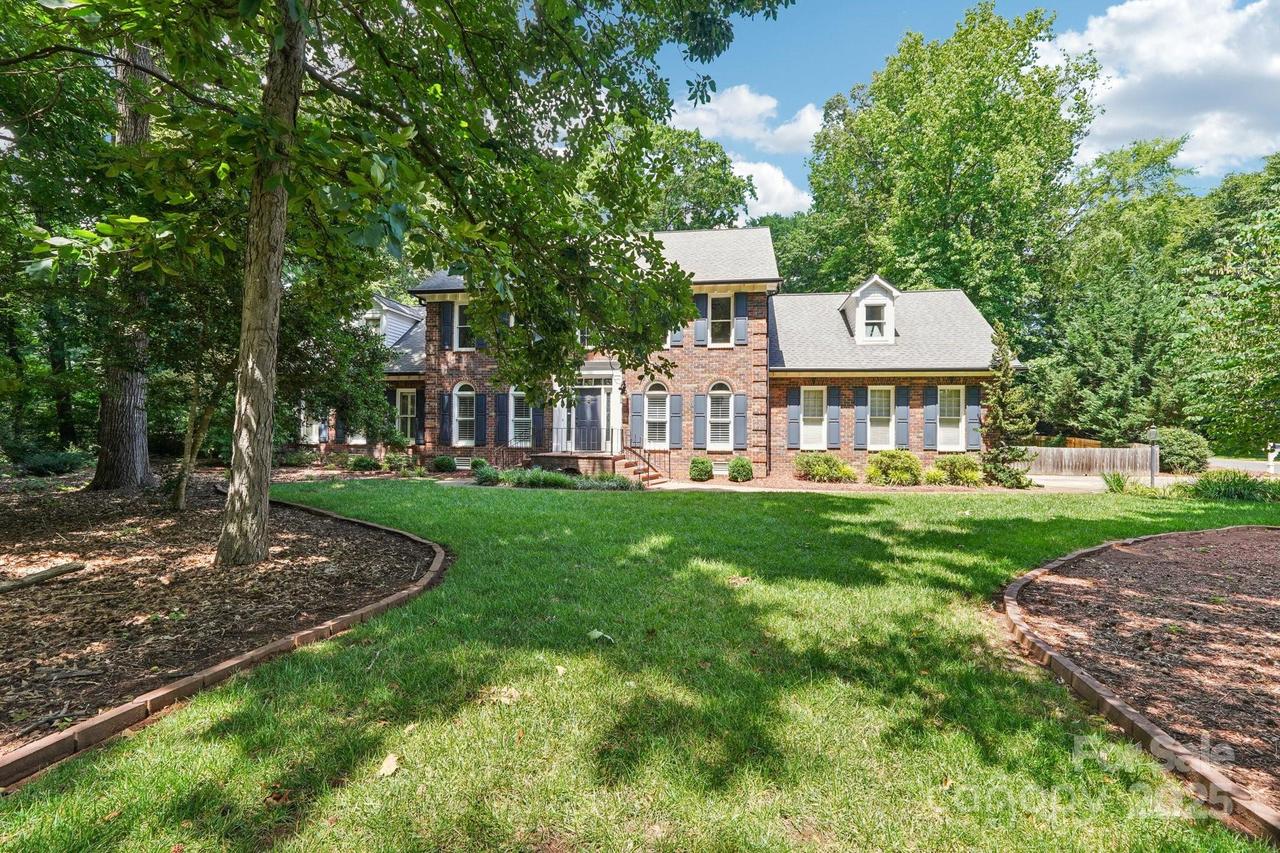 1545 Chadmore Ln., Concord, NC 28027