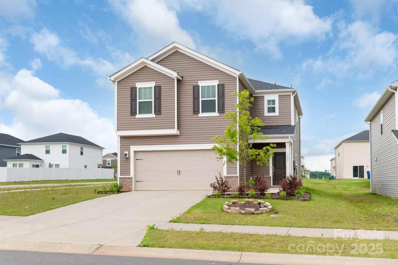 1022 Jeffery Dean Ct., Albemarle, NC 28001