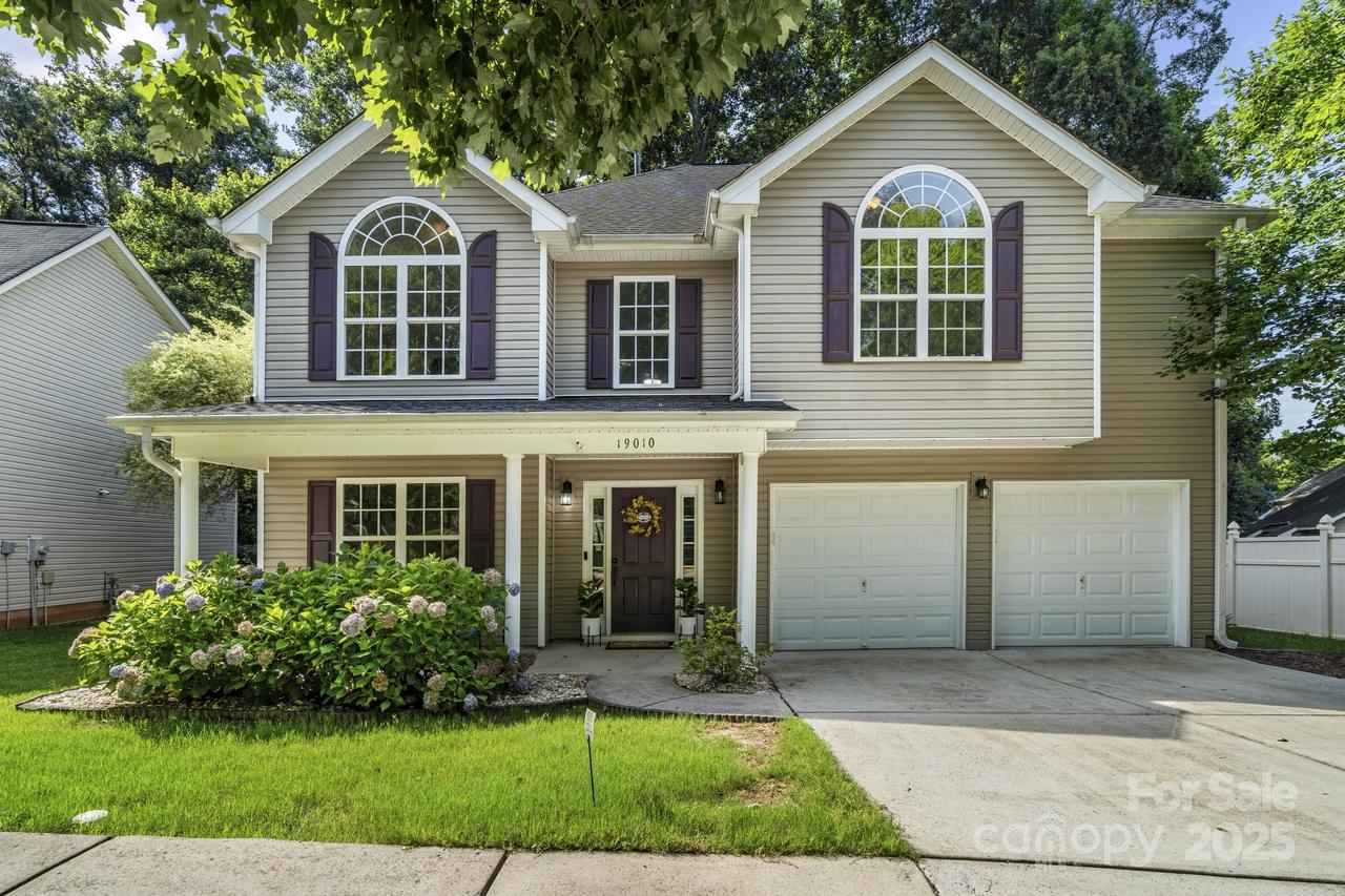 19010 Oakhurst Blvd., Cornelius, NC 28031