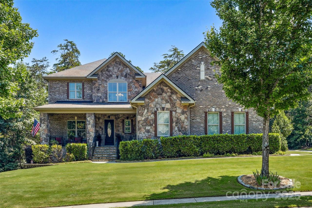 16547 Bastille Dr., Charlotte, NC 28278