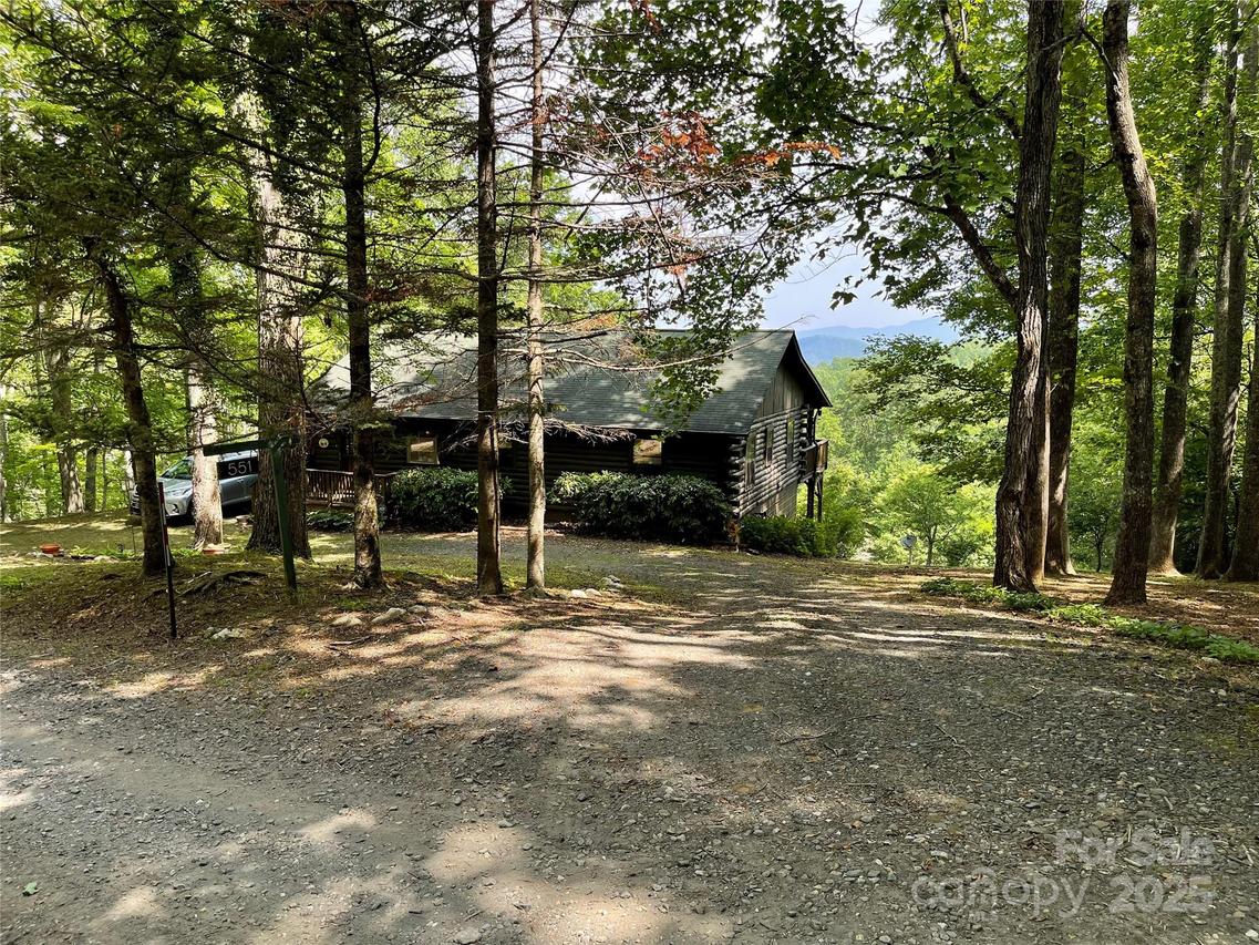 551 Carvers Knob Rd., Little Switzerland, NC 28749