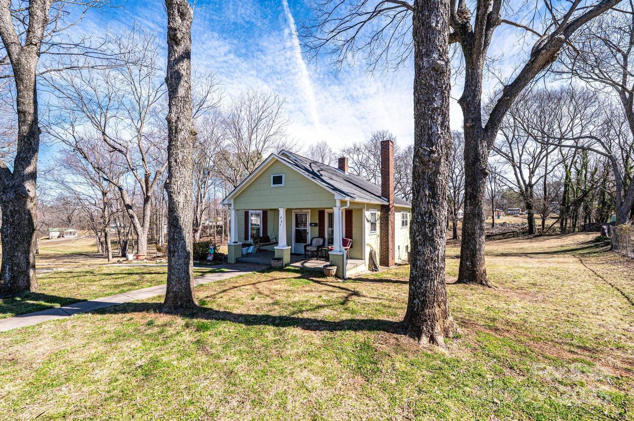 905 Orchard St., Valdese, NC 28690