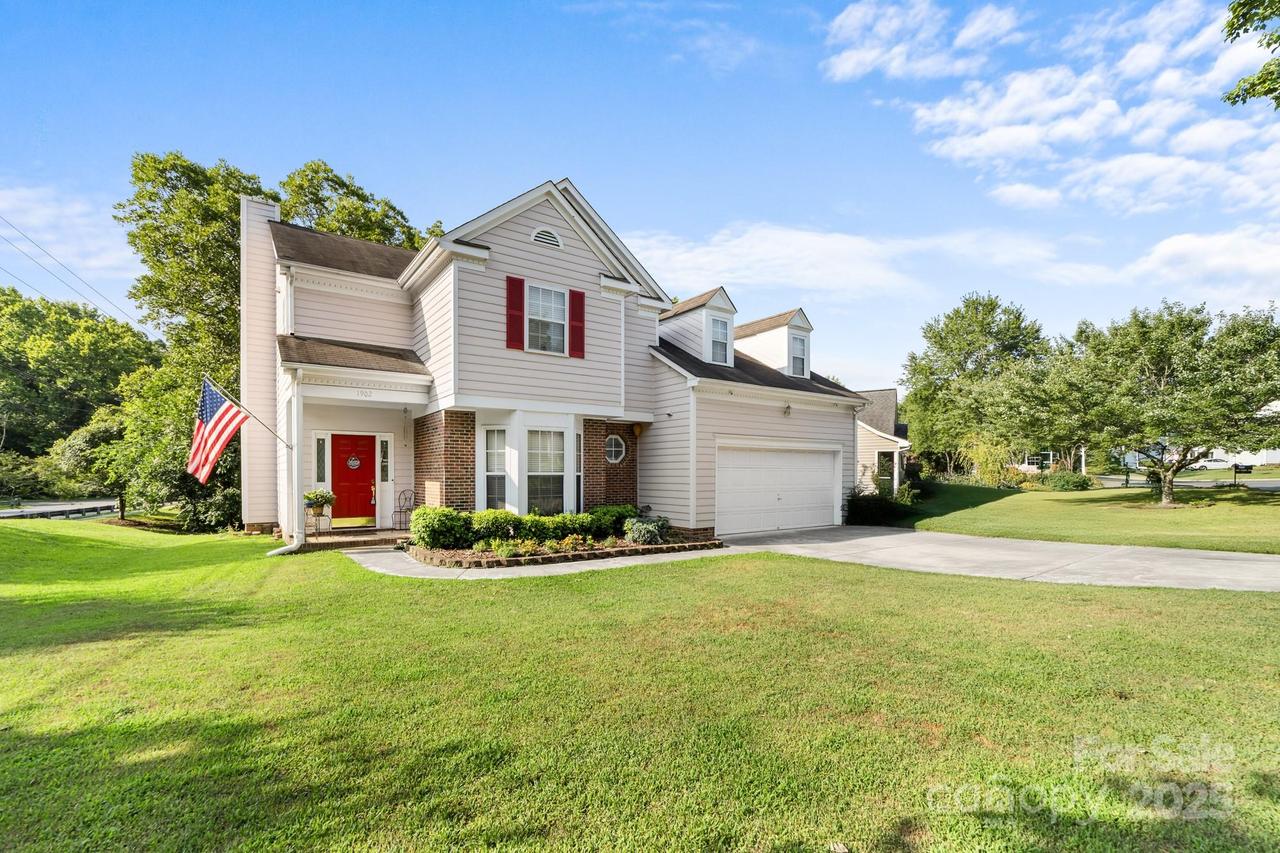 1902 Stonewyck Ave., Kannapolis, NC 28081