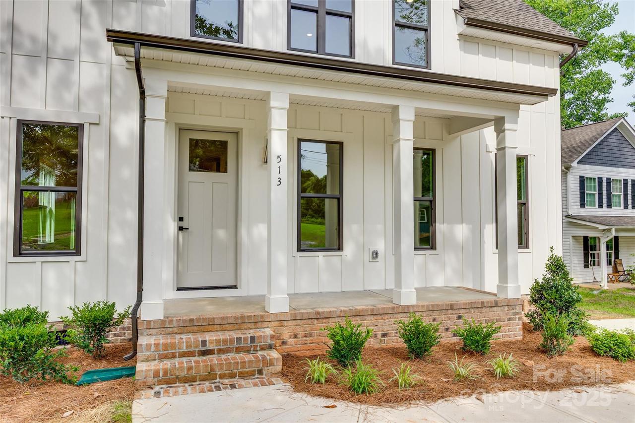 513 Sacco St., Belmont, NC 28012