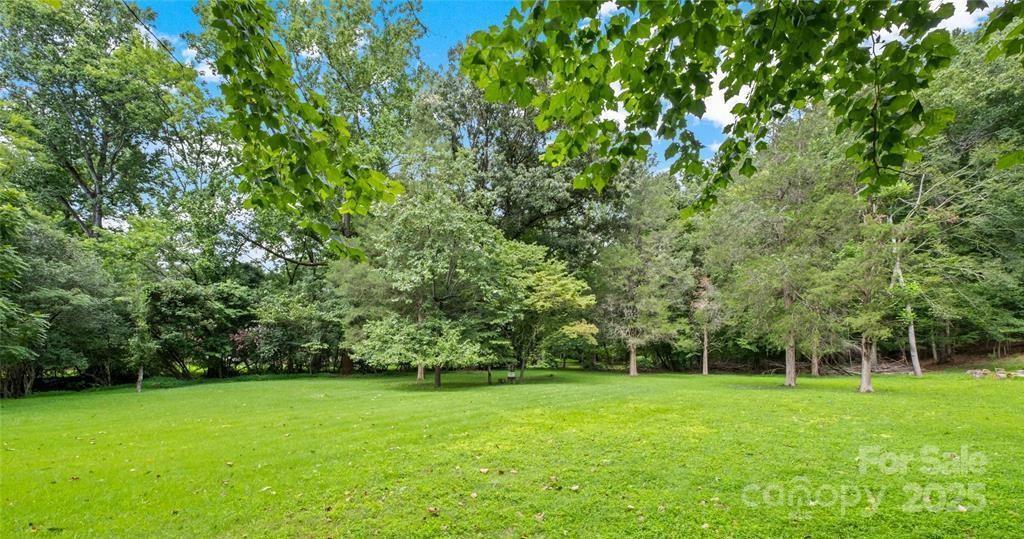 8105 Sardis Rd., Charlotte, NC 28270