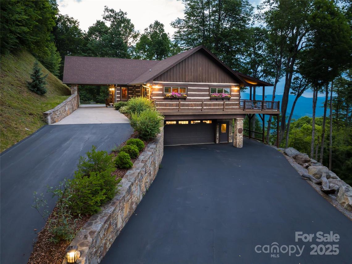 242 Anisidi Tr., Maggie Valley, NC 28751