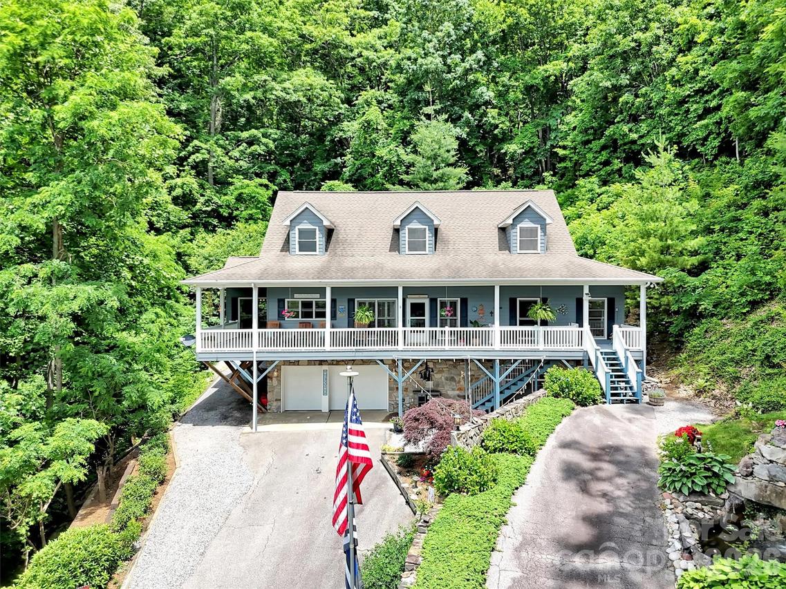 28 Mountain Breeze Dr., Maggie Valley, NC 28751