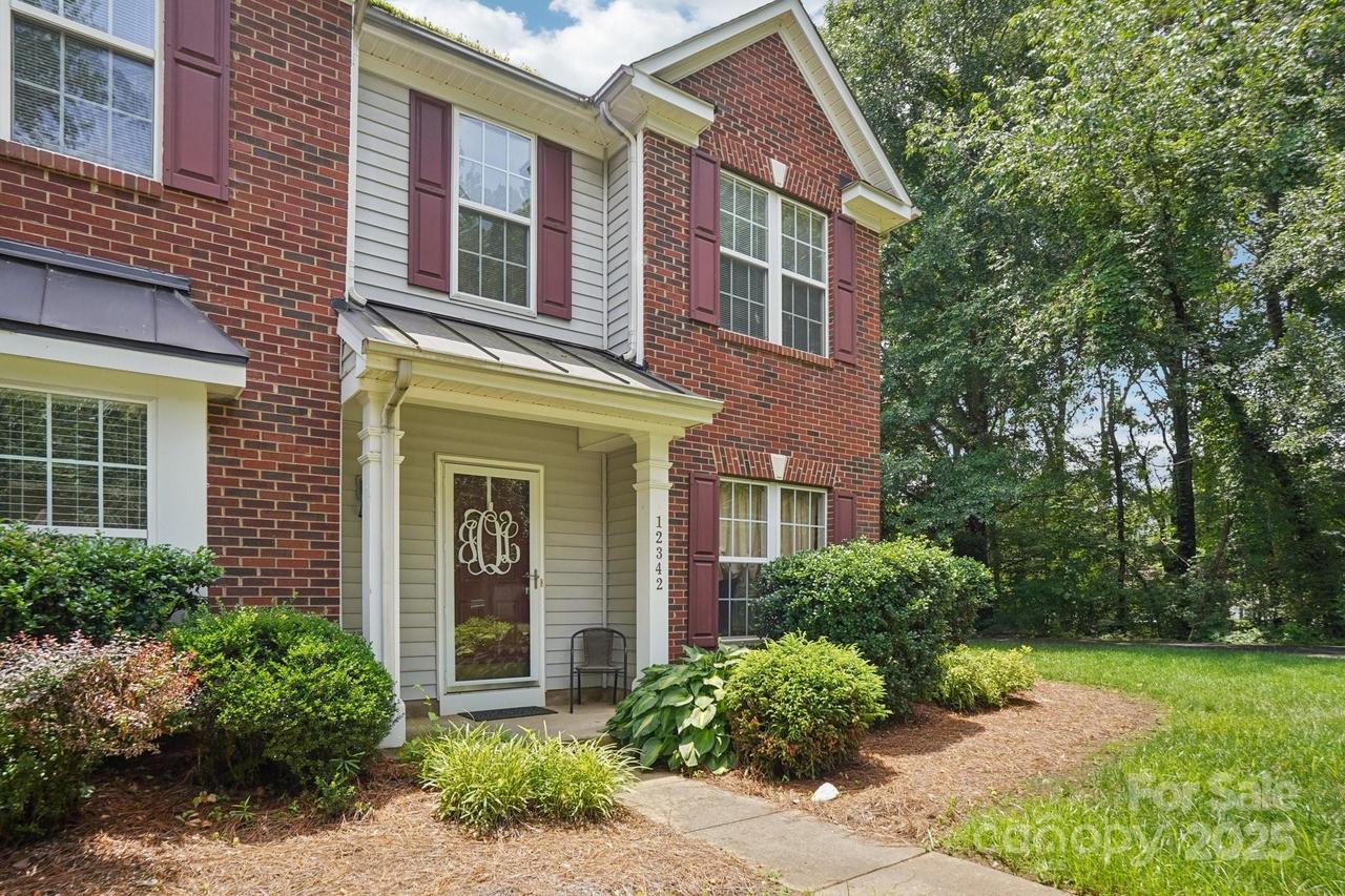 12342 Swan Wings Pl., Huntersville, NC 28078
