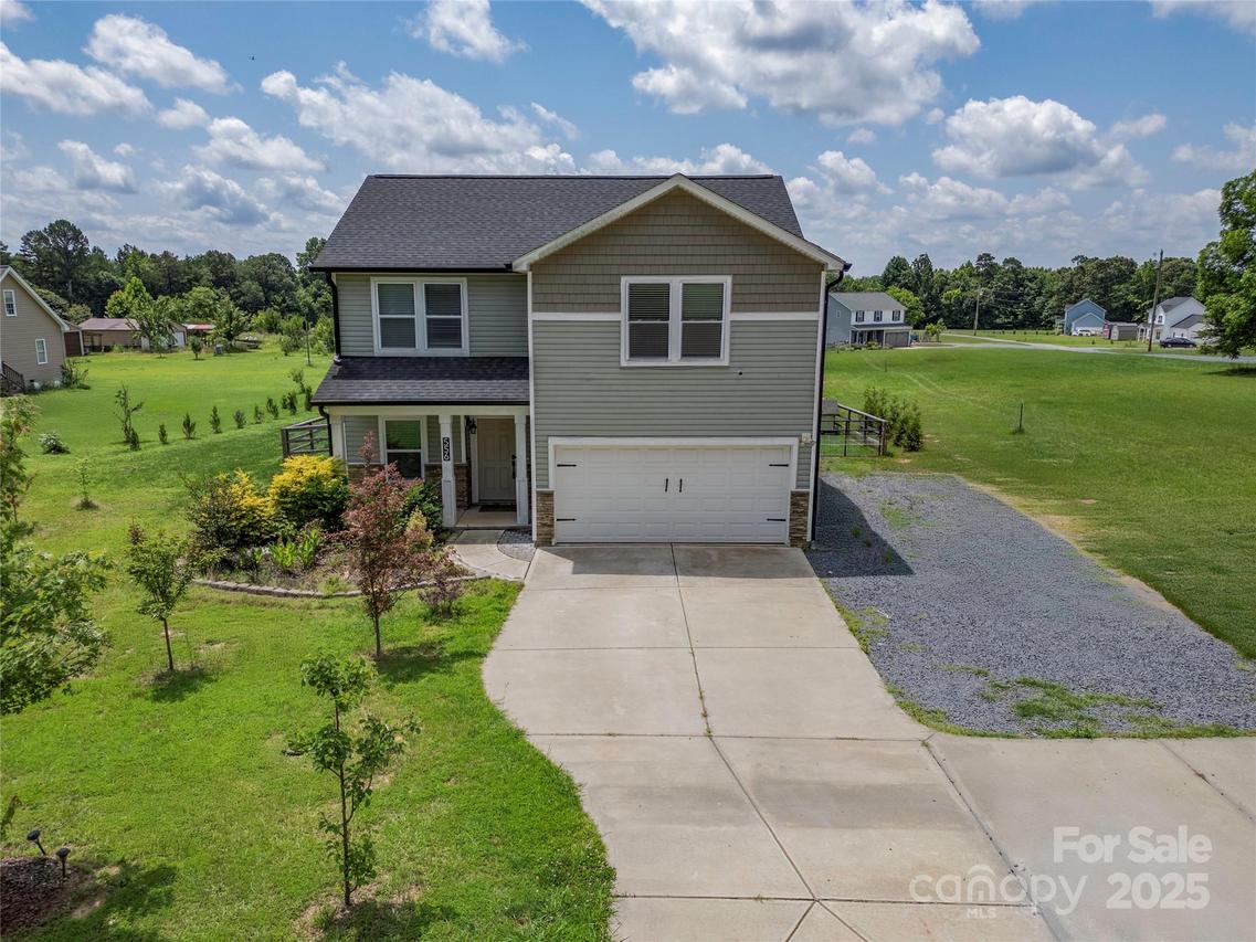 556 Big Lick Rd., Stanfield, NC 28163