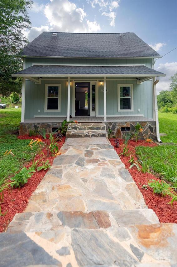 308 Hickory St., Granite Falls, NC 28630