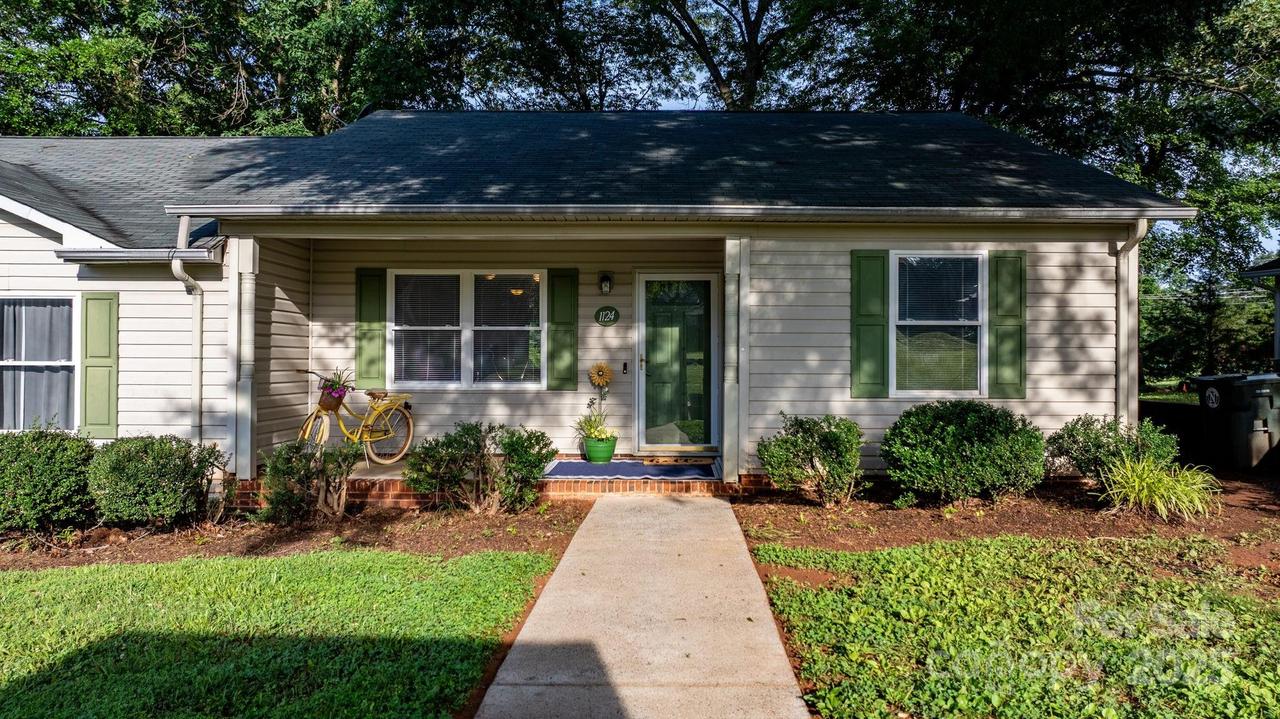 1124 St. Charles Ct. #3, Newton, NC 28658