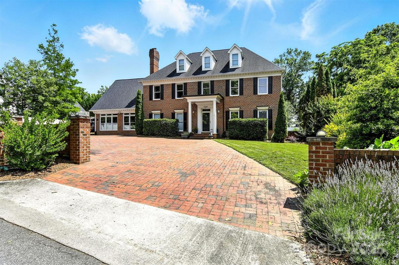 1009 13th Avenue Pl. #19, Hickory, NC 28601