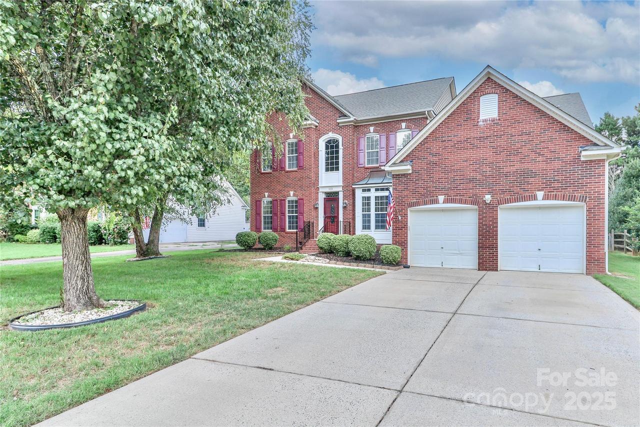 113 Harbor Cove Ln., Mooresville, NC 28117