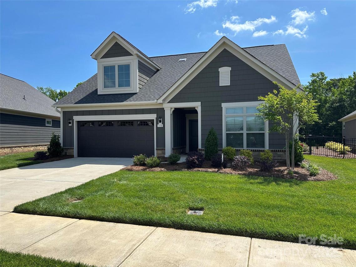1330 Millview Ln., Matthews, NC 28104
