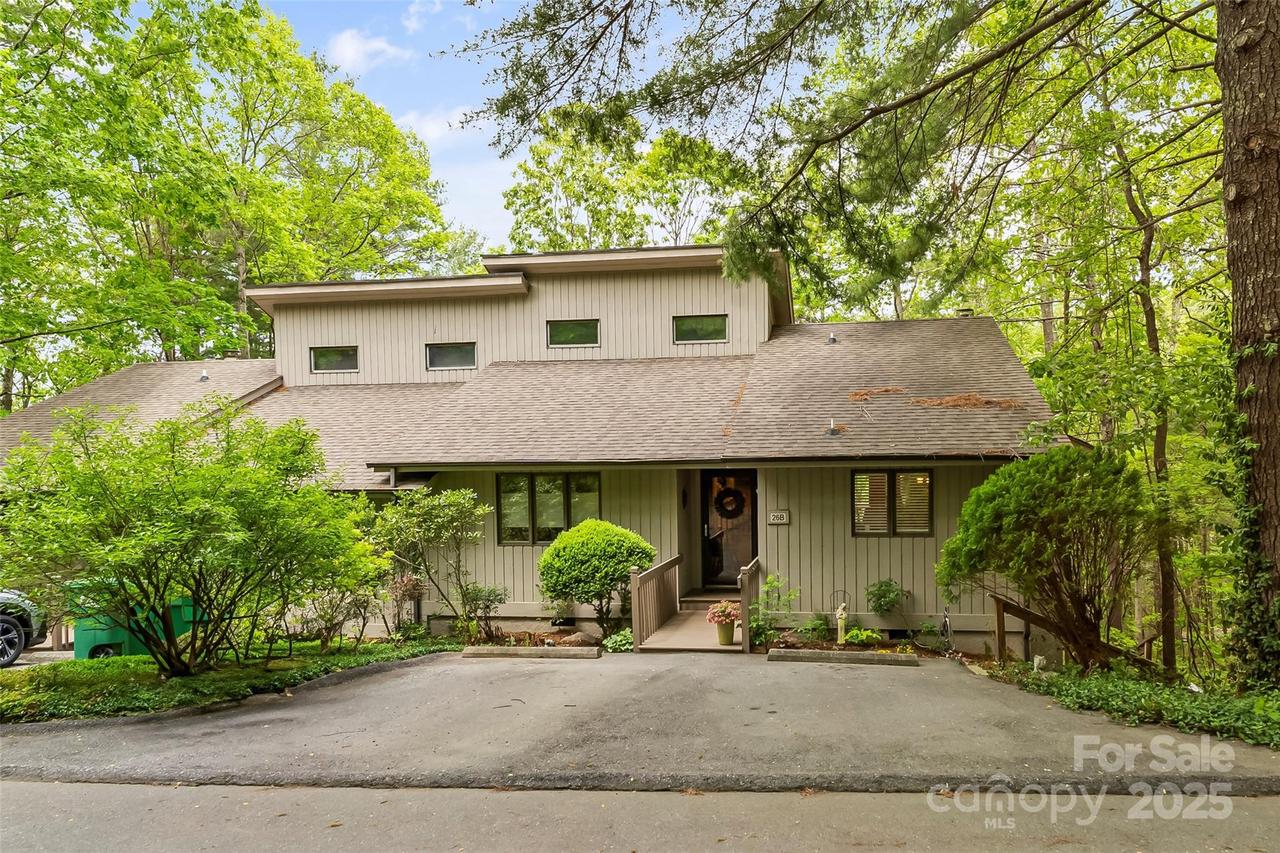 26B Cedarwood Tr., Asheville, NC 28803