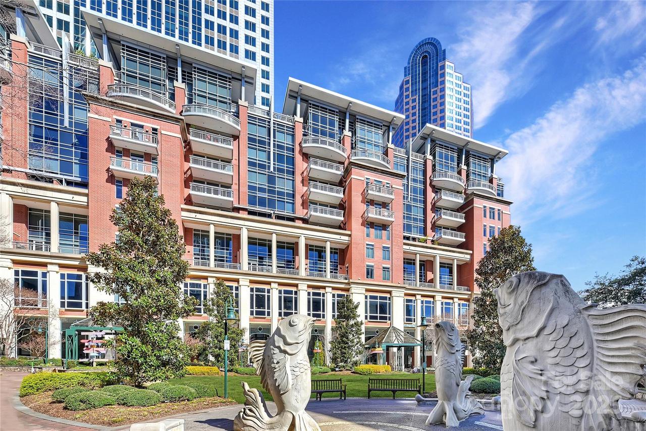 435 S Tryon St., Charlotte, NC 28202