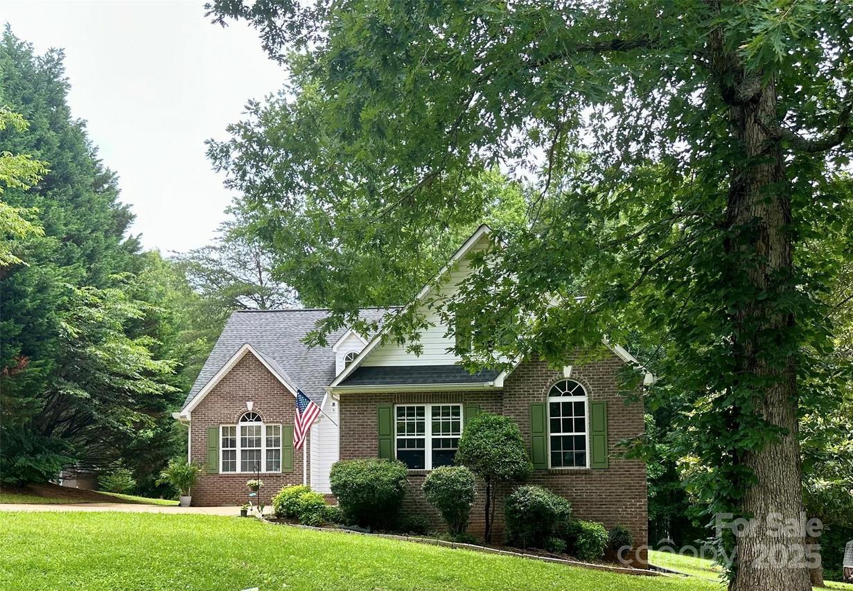 613 Stacy Ridge Rd., Gastonia, NC 28052