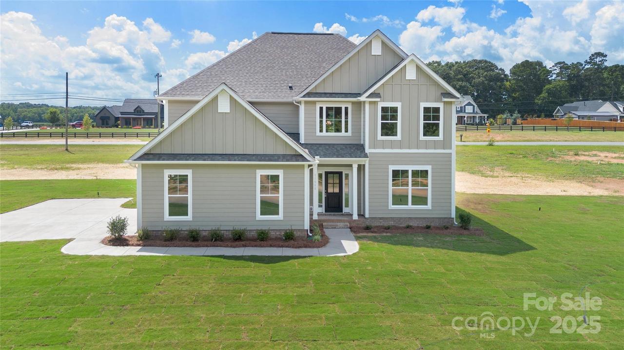11555 Valley Oaks Ln., Stanfield, NC 28163