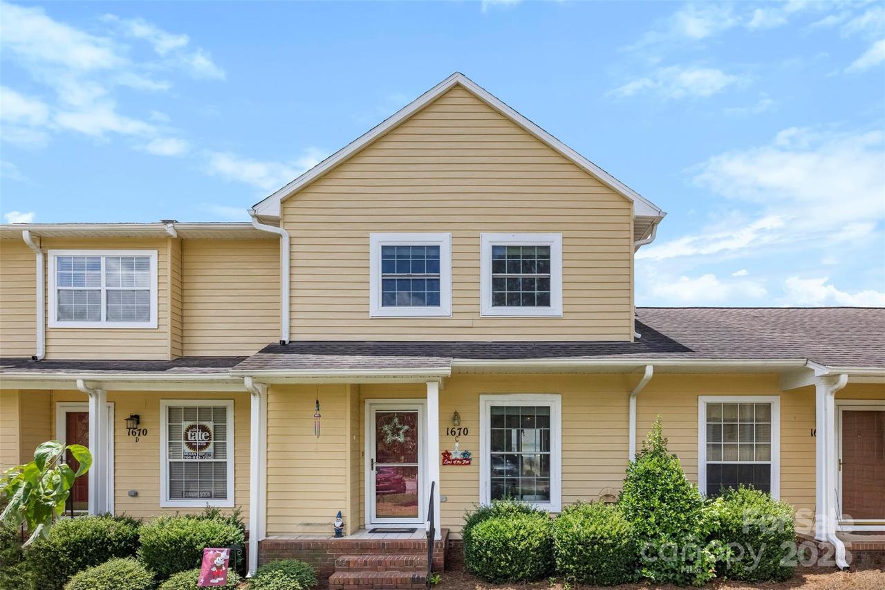 1670 Robins Nest Ct. #C, Gastonia, NC 28054