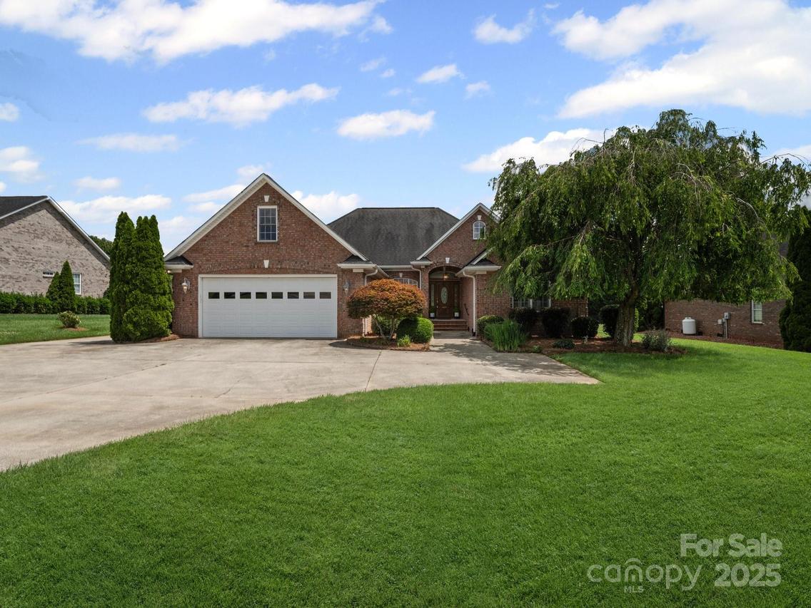 2872 Wheat Field Ct., Lincolnton, NC 28092