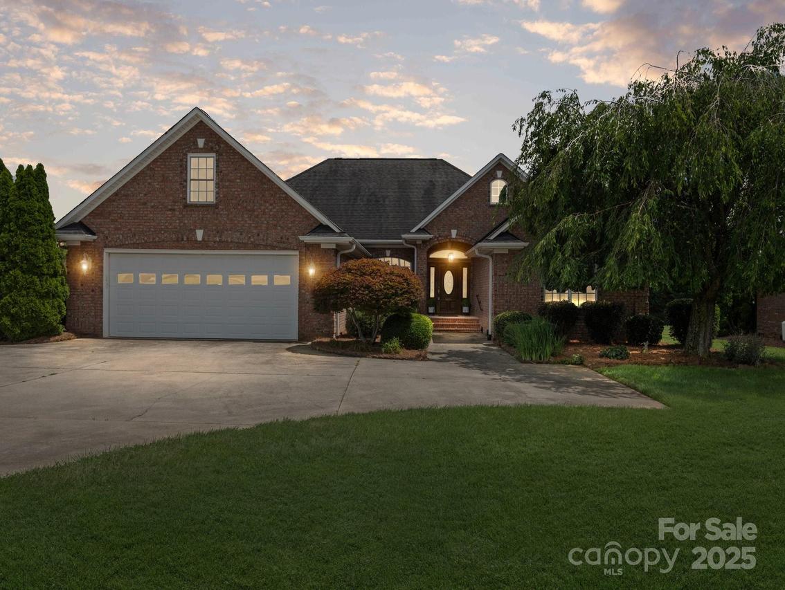 2872 Wheat Field Ct., Lincolnton, NC 28092