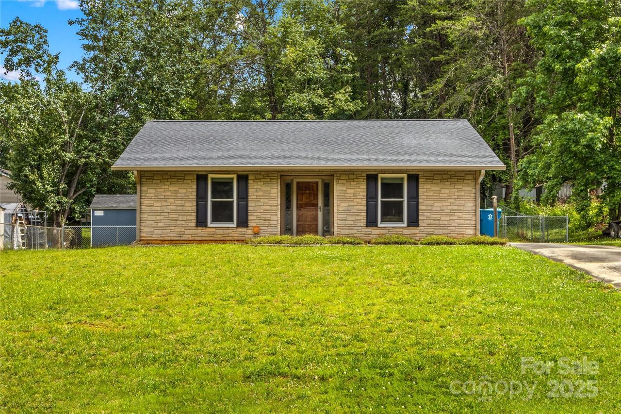 428 Mountview Dr., Mocksville, NC 27028
