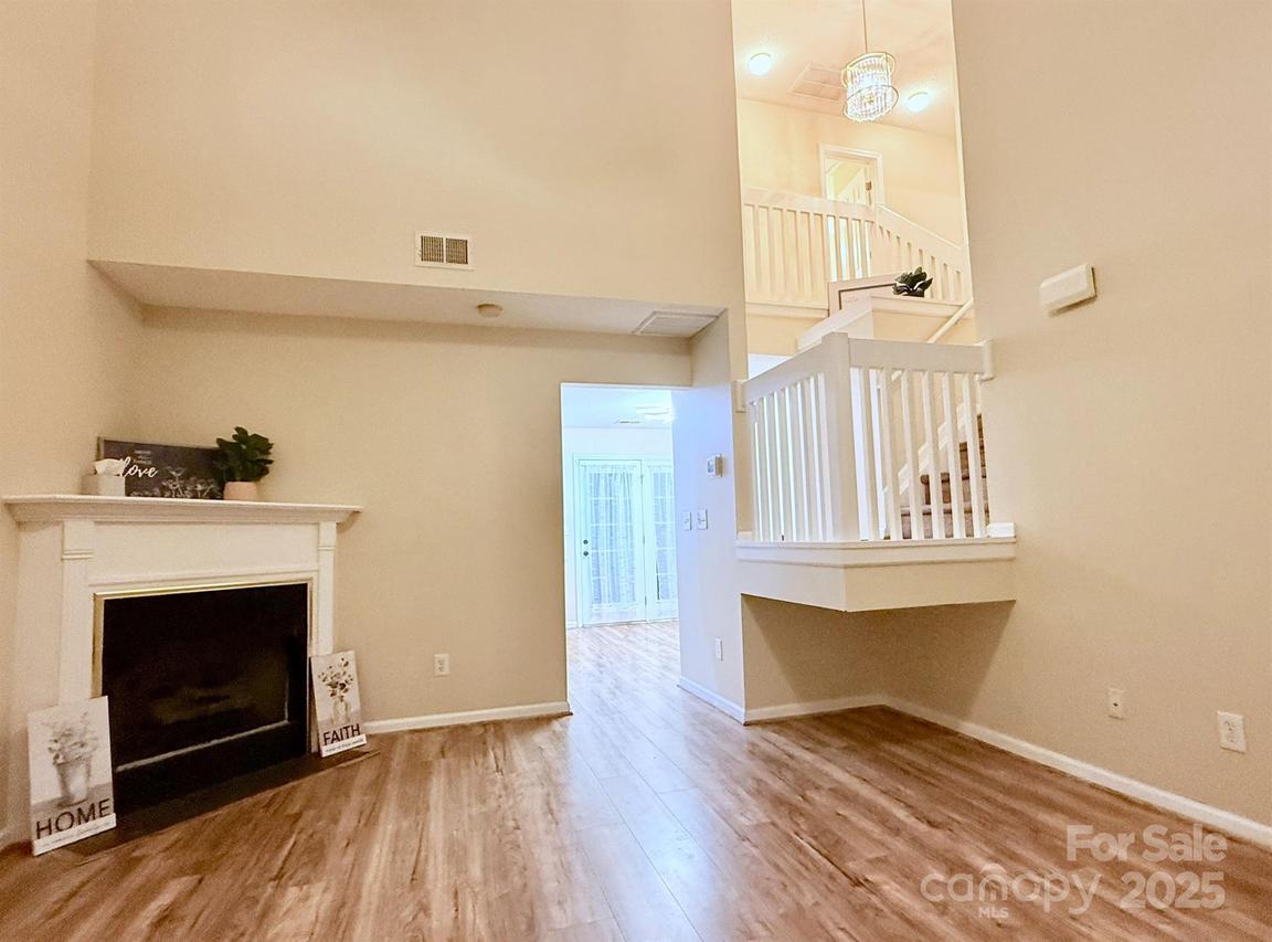 10105 Reindeer Way Ln., Charlotte, NC 28216