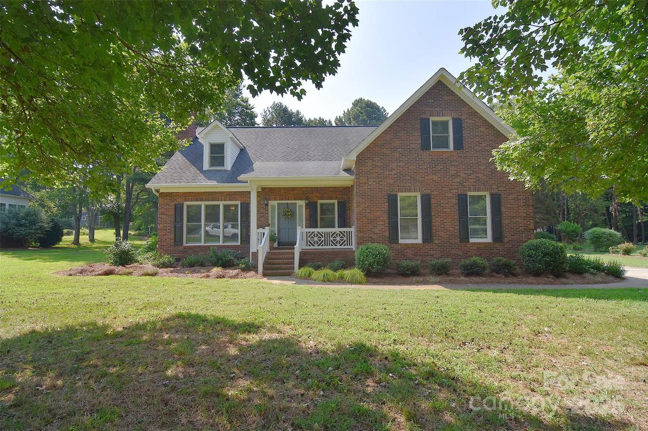 14232 Kendalton Meadow Dr., Mint Hill, NC 28227