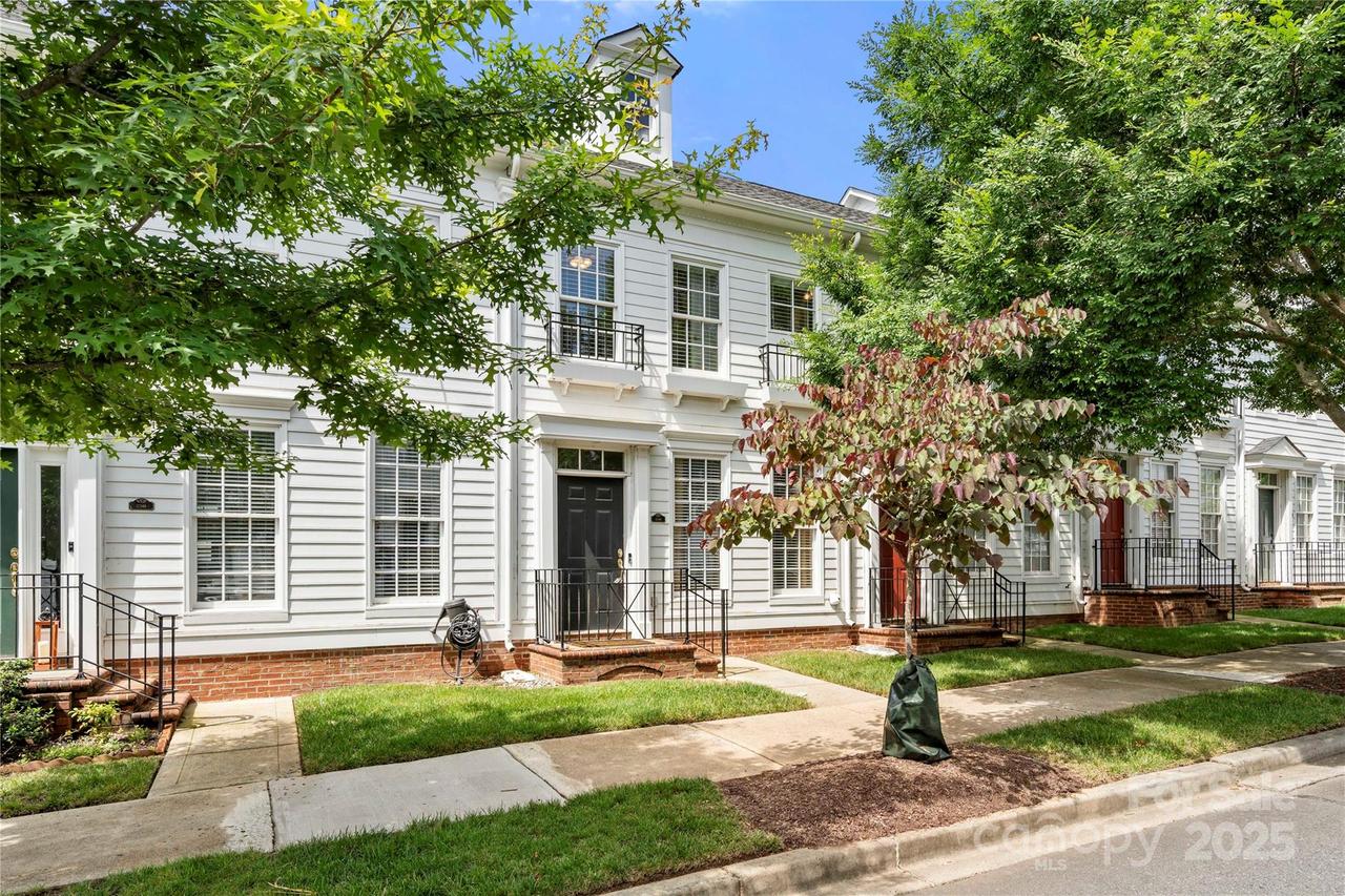 12342 Carrigan Ct., Huntersville, NC 28078