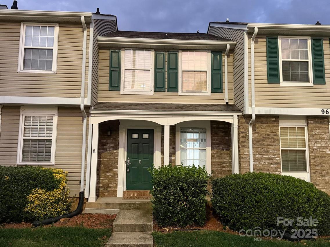 9606 Vinca Cir. #E, Charlotte, NC 28213