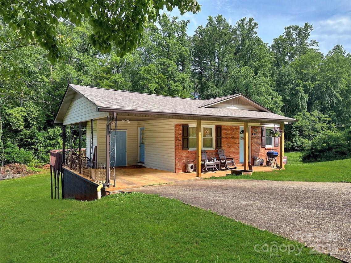 151 Sunny St., Marion, NC 28752