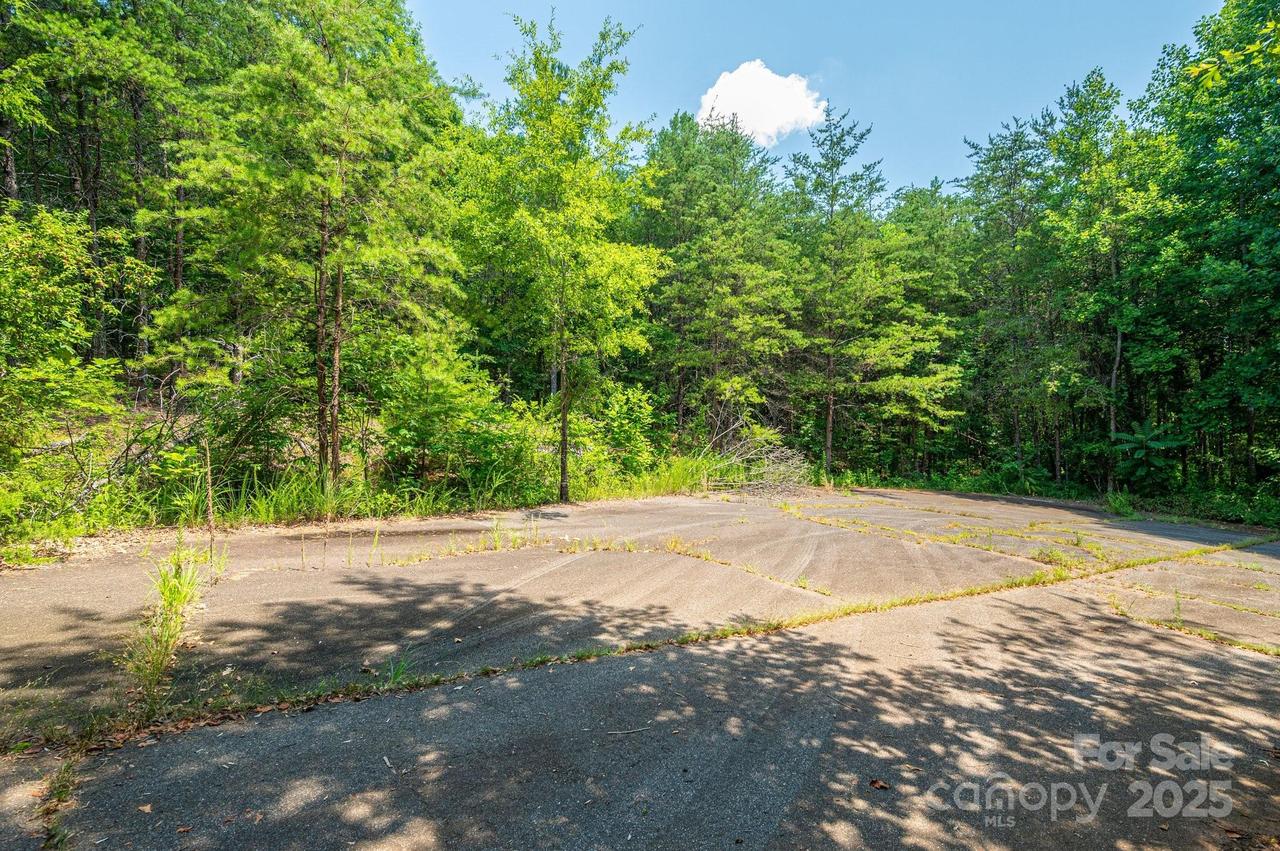135 Meadow Crossing Dr., Rutherfordton, NC 28139