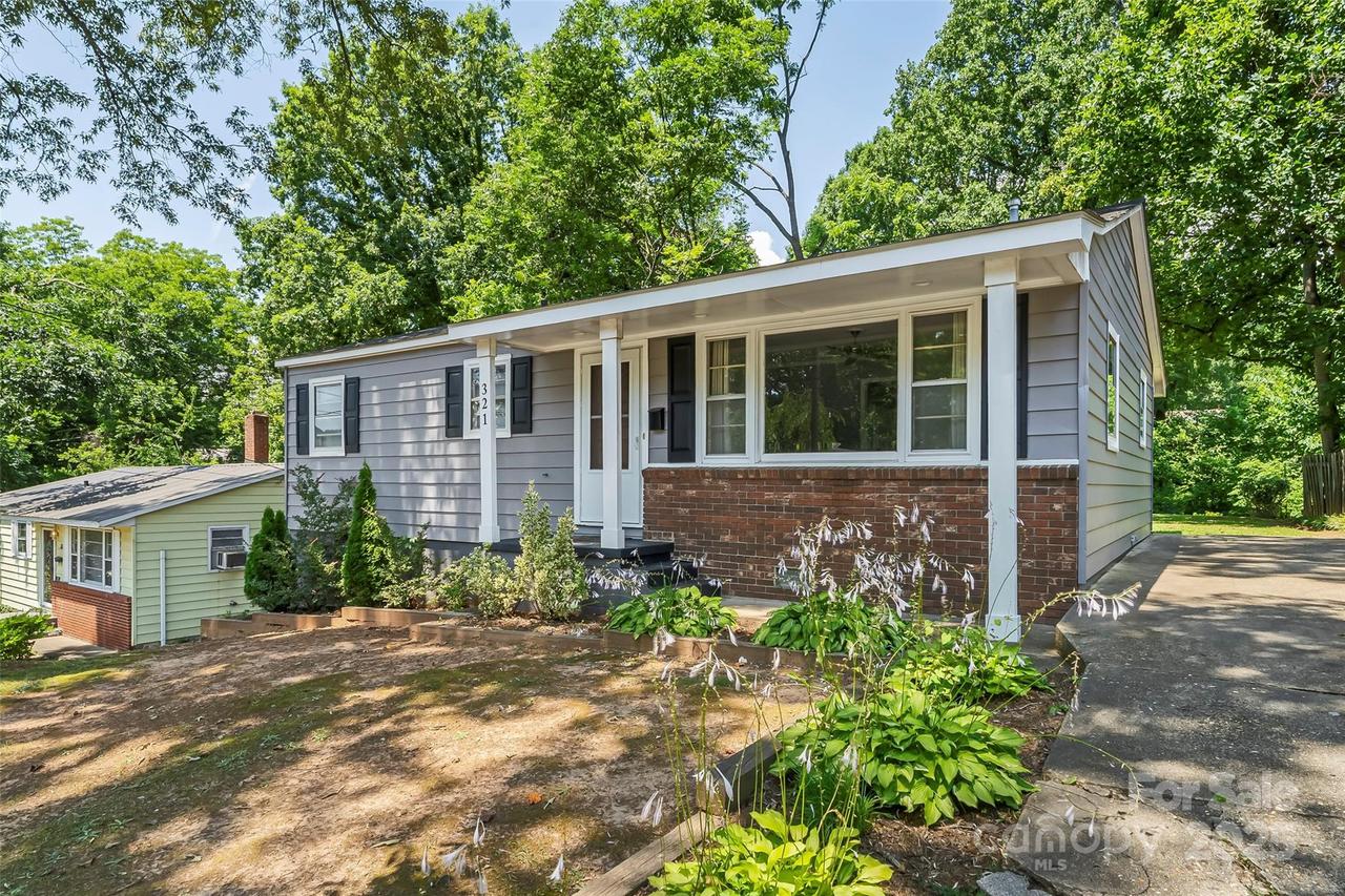 321 Park Ave., Marion, NC 28752