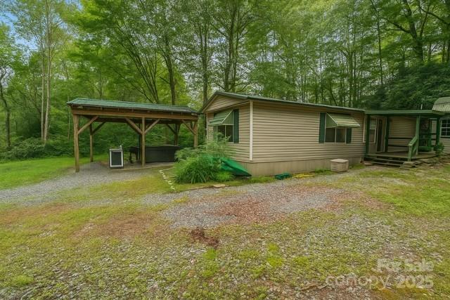 63 Apple Bee Rd., Brevard, NC 28712