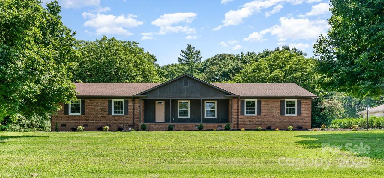 9410 Mountain Aire Cir., Charlotte, NC 28214