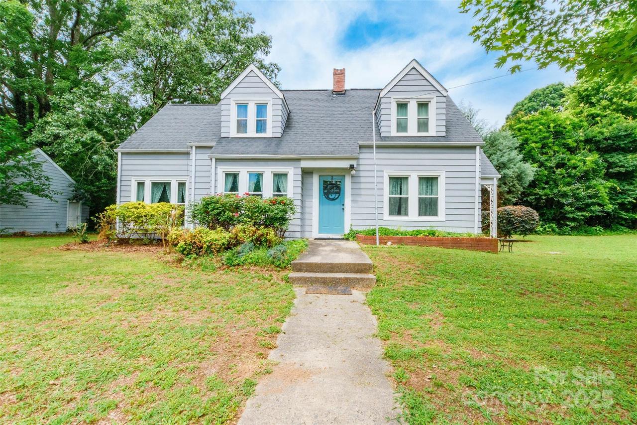 904 Venus St., Kannapolis, NC 28083